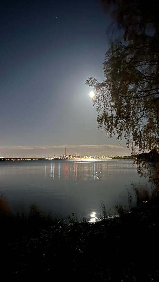 Gorgeous By The Sea * Helsinki